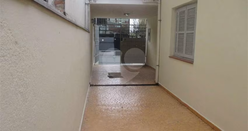 Casa térrea 400 metros de terreno  bem conservada Comercial e Residencial na Vila Mascote!