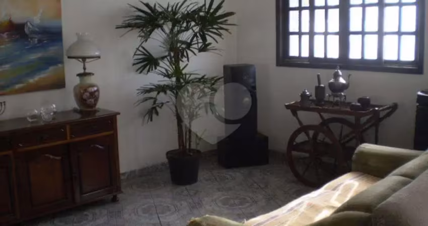 Casa com 3 quartos à venda na Rua Laís Dantas de Mattos, 70, Cupecê, São Paulo