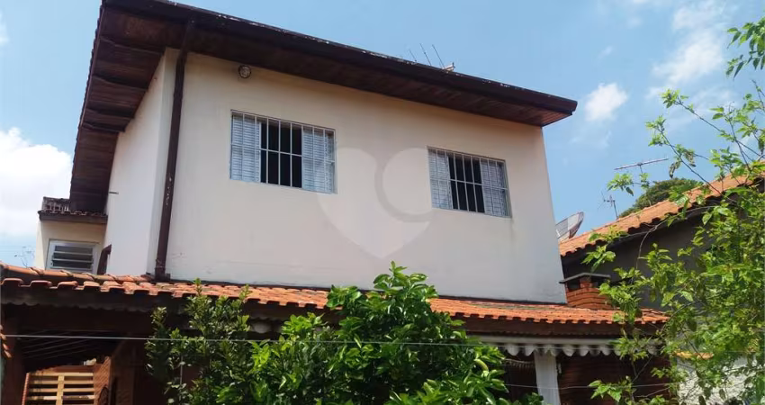 SOBRADO A VENDA COM 3 DORMITORIOS  2 BANHEIROS 3 VAGAS DE GARAGEM