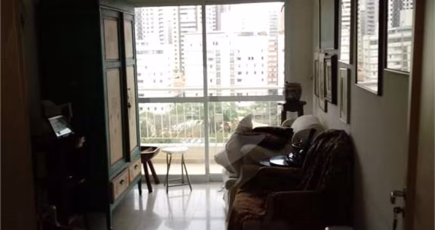Apartamento para Venda na Vila Mariana com 1 quarto e uma vaga de 33m²