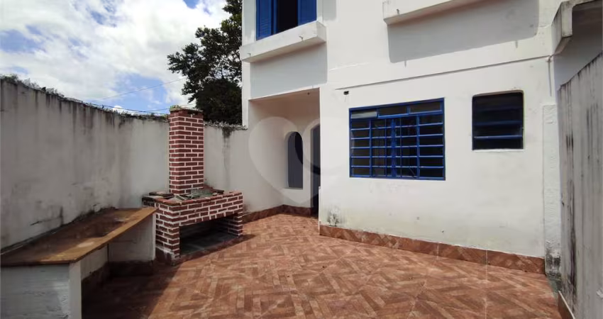 Sobrado 81m²  em Vila Santa Catarina a Venda.