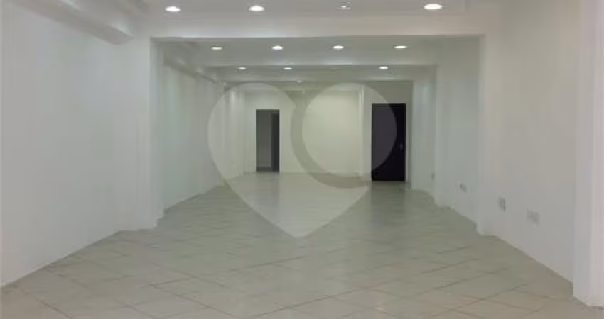 LOJA COMERCIAL NO CENTRO DE SÃO PAULO PARA LOCAÇÃO REFORMADA SENDO 110M DE LOJA TÉRREA 03 BANHEIROS
