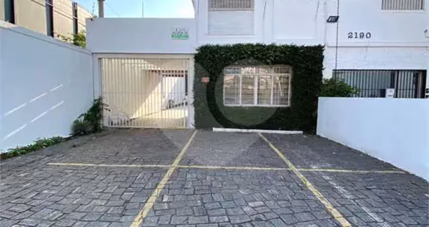 Sobrado comercial com 300m²  com excelente localização na pompèia para venda