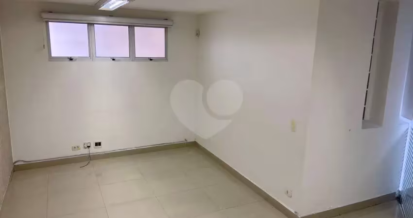 Casa térrea comercial para locação com 335m em 12 salas 05 banheiros com recepção na vila mariana