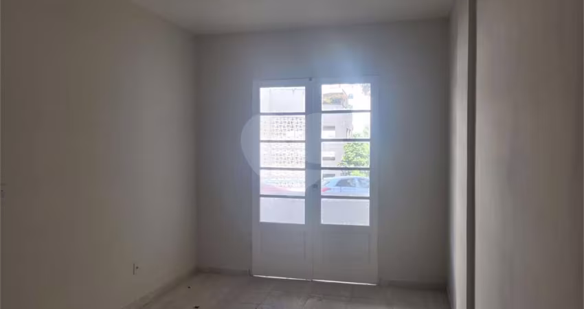 APARTAMENTO PARA LOCAÇÃO REFORMADO 01, 32,68 M2 DORMITÓRIO ESTILO KITNET PRÓXIMO AO METRÔ SANTA CECILIA