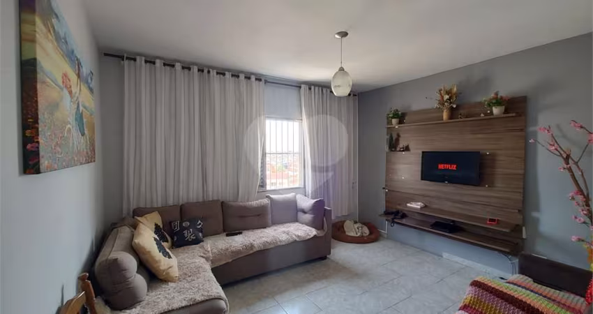 Sobrado à venda com 261m² Área Total 500m² na Cupecê São Paulo SP