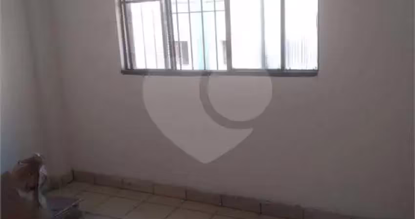 Cjto. comercial com 30m², 02 salas, copa e banheiro, para locação na santa efigênia / centro de sp.
