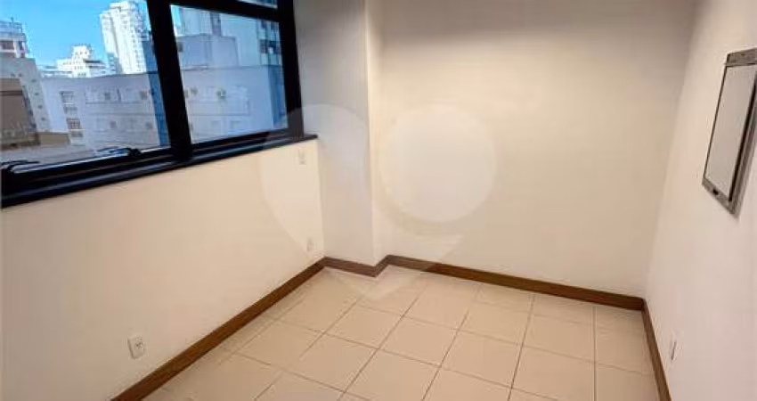 Sala Comercial e 2 banheiros à Venda, 35 m² - Higienópolis, São Paulo - SP
