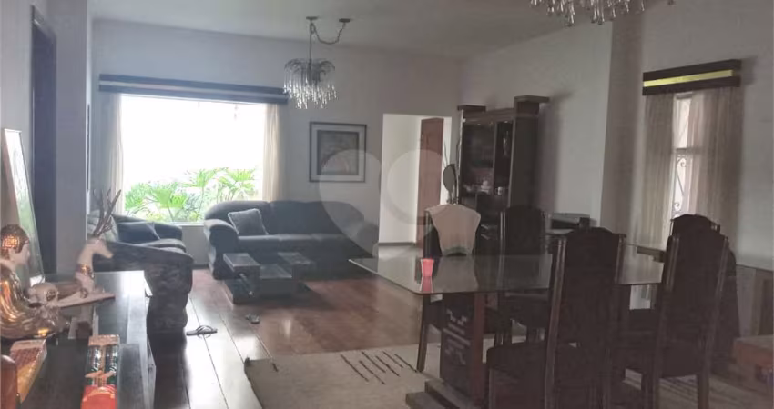 Sobrado com 3 Quartos e 1 banheiro para Alugar, 268 m² - Cidade Vargas, São Paulo - SP