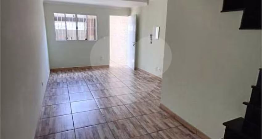 SOBRADO PARA LOCAÇÃO 2 DORMITÓRIOS ,1  SUÍTE NA VILA SÃO PEDRO
