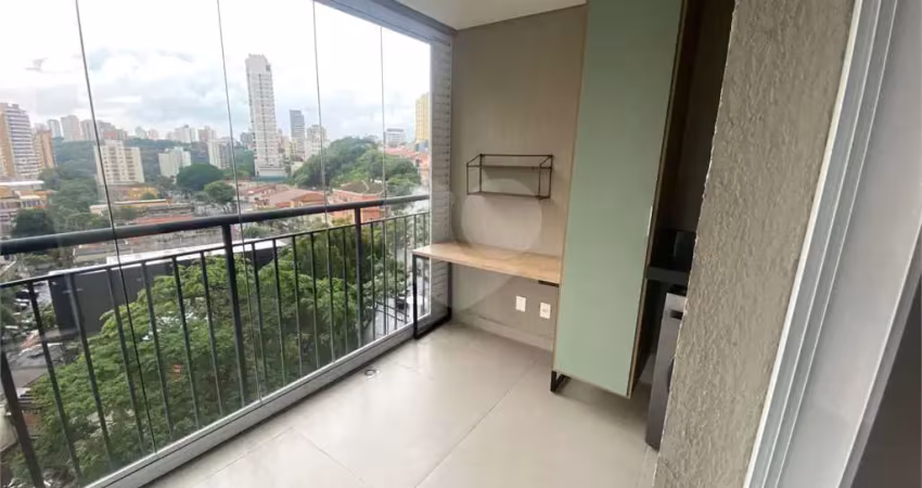 Apartamento mobiliado à venda na vila mariana, 2 quartos, varanda