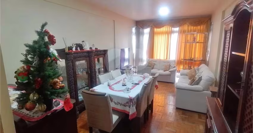 APARTAMENTO À VENDA NO PARAISO, AMPLO, 118m2 , COM 2 QUARTOS