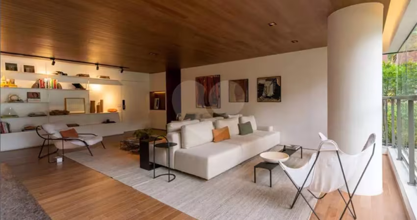 Apartamento à venda no brooklin com 205m2, 4 dormitórios, 3 suítes, 3 vagas e depósito.