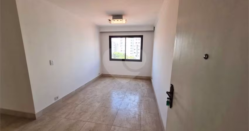 Apartamento à venda com 2 dorms no Jardim Umuarama.