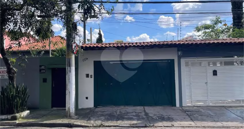 Casa Térrea para Locação – 200m² | 3 Quartos | Próximo ao Metrô Campo Belo São Paulo SP