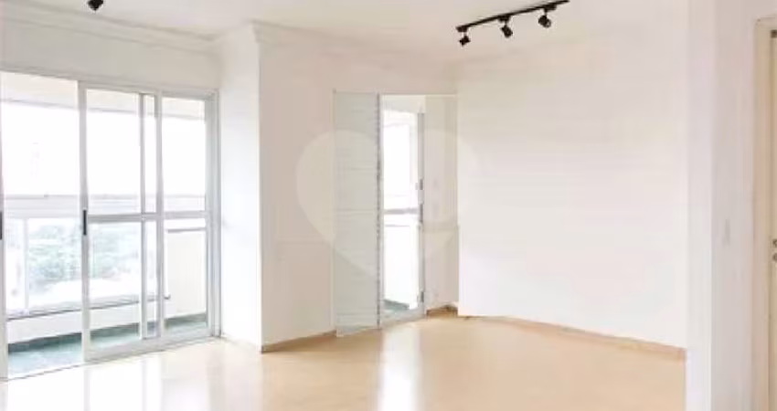 Apartamento à venda com 2 dormitórios e 1 suíte no Tatuapé