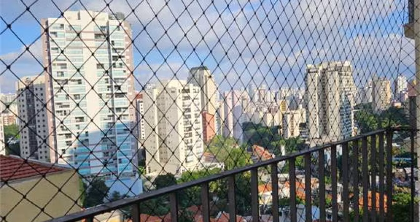 Apartamento, 3 dormitórios, 1 suíte e 2 vagas Vila Mariana