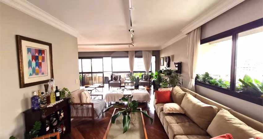 Apartamento à venda com 4 suítes na Vila Andrade