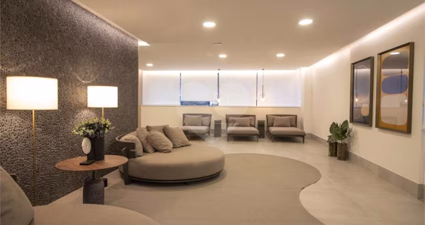 Luxo e exclusividade em um autêntico Lindenberg, localizado em  Moema
