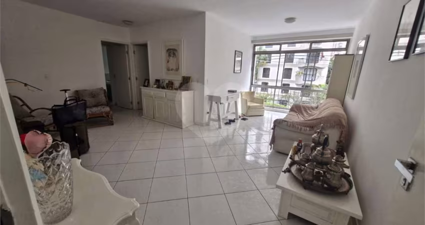 Ótima planta deste apartamento de 106m2 no coração do Itaim