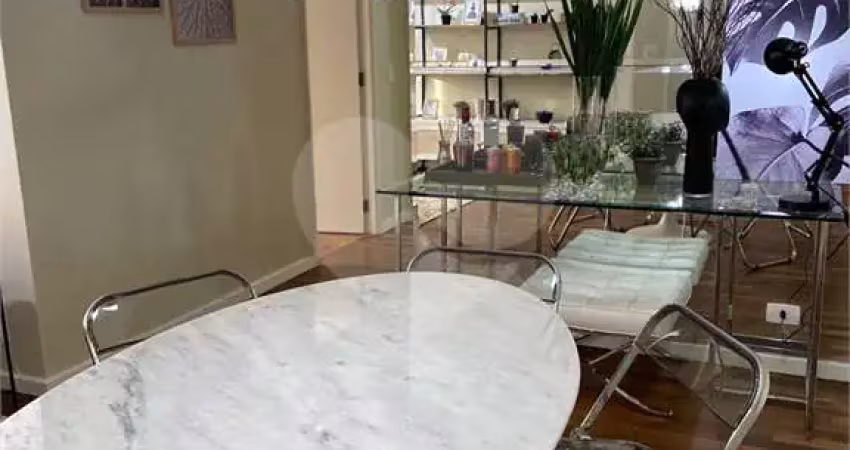 Apartamento  venda em São Paulo Vila Olímpia 110 m²