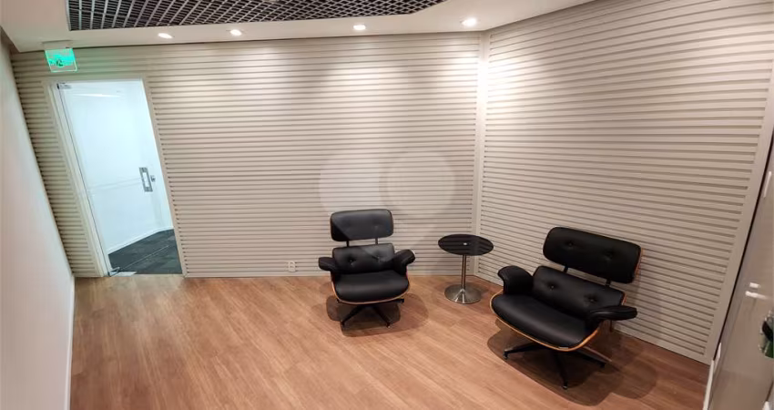 SALA COMERCIAL NO BROOKLIN DE 223M² COM DIREITO A 5 VAGAS