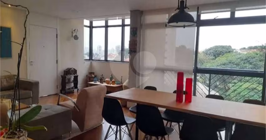 Apartamento à Venda no Jardim da Saúde – Reformado, 3 Dormitórios, 2 Vagas, 140m² São Paulo SP