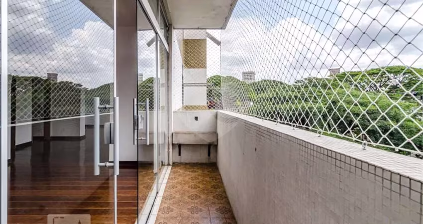 Apartamento no Jardim América , 3 dormitórios com 200 m²