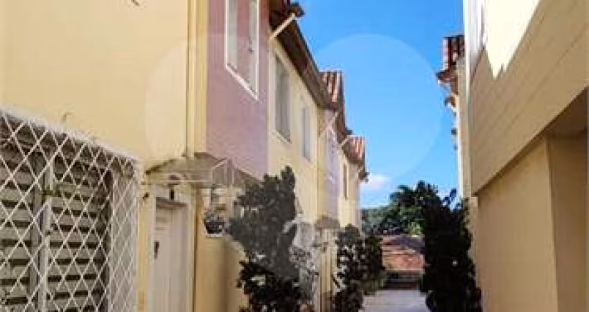 Casa de condomínio VILLAGGIO DI FIRENZE à venda com 240m², 3 quartos e 3 vagas - Jabaquara