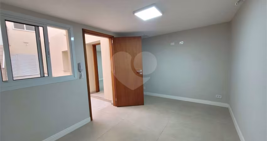 Sala comercial na Vila Mariana com para locação