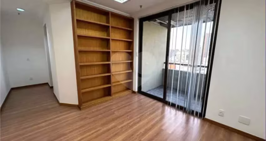 Sala comercial reformada no itaim bibi  45 m2  localização nobre de são paulo sp