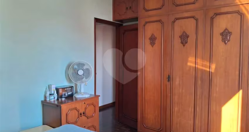 Apartamento a venda no belem com 135m com 03 dormitórios espaçoso sendo um suíte, 2 vagas. aceita permuta.