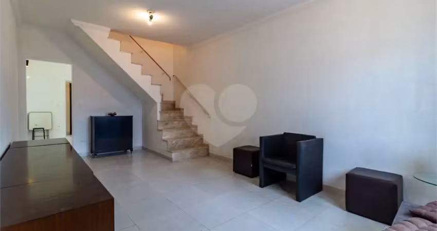 Casa de vila tipo sobrado no alto da lapa 02 dorm 02 vagas reformada para venda