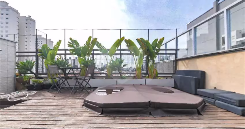 Amplo duplex com 300 m² na saúde – 4 dormitórios, 3 suítes e 4 vagas