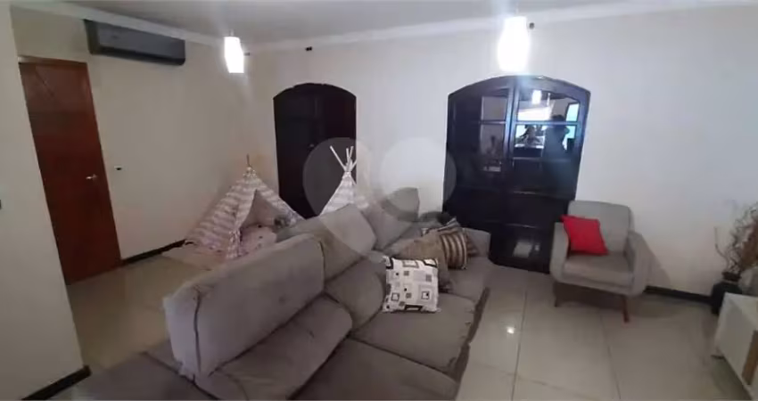 Lindo sobrado de 600m² com 3dorm (1suite) 4 vgs na cidade ademar