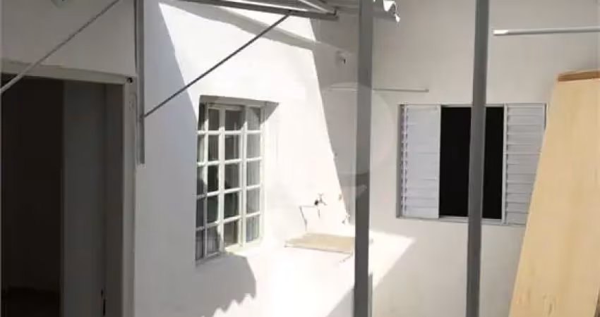 Prédio à venda na Rua Rubens Luccats, 110, Cidade Ademar, São Paulo