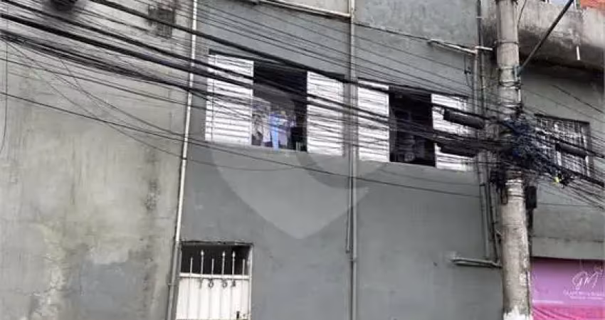 Prédio à venda na Avenida Fim de Semana, 552, Campo Limpo, São Paulo