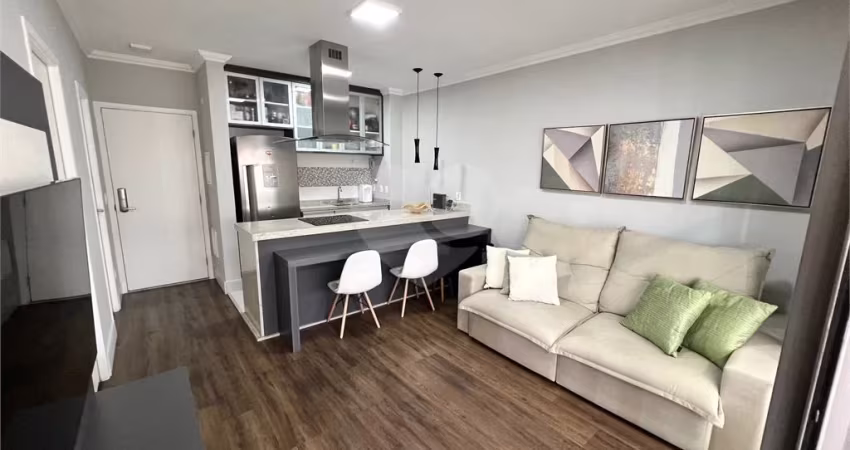 Apartamento à venda no bairro Barra Funda.