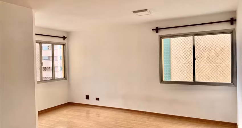 Apartamento na Pompéia, 02 dormitórios.