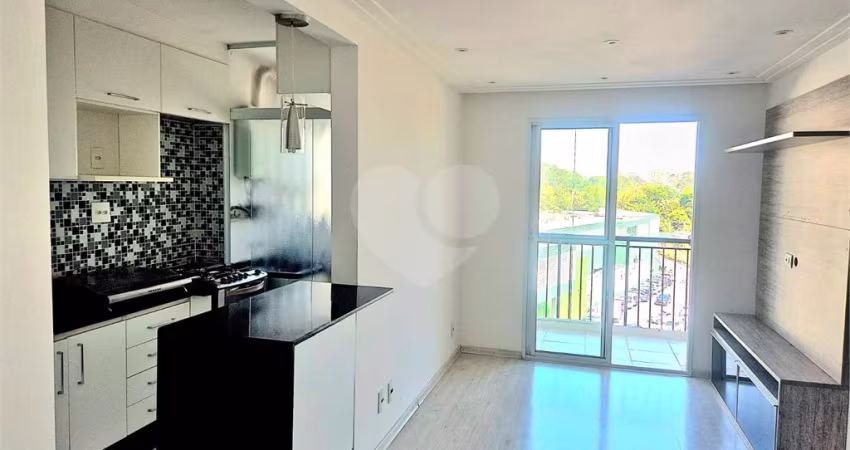 Apartamento à Venda no Alto da Lapa, 02 dormitórios. São Paulo.