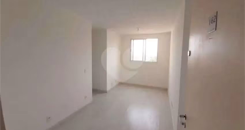 Apartamento para venda com 2 quartos no jardim íris