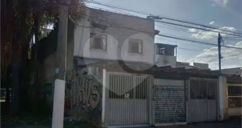 Casa com 9 quartos à venda na Rua Moinho Velho, Moinho Velho, São Paulo