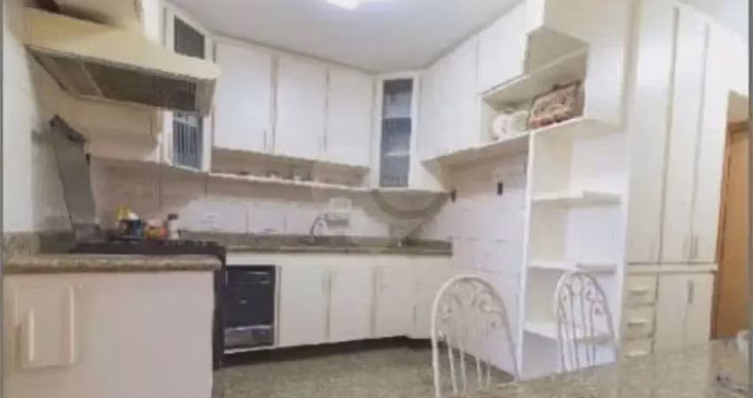 Apartamento com 3 quartos à venda na Rua Barão de Tefé, 37, Água Branca, São Paulo