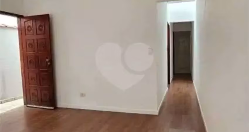 Apartamento com 2 quartos à venda na Rua Adrião Ferreira, Parque Maria Domitila, São Paulo