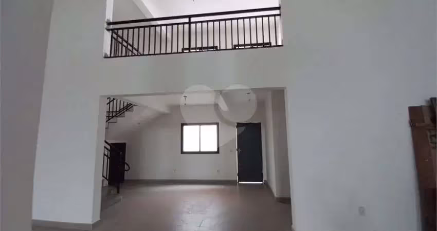 Sala comercial para alugar na Rua Aurélia, Vila Romana, São Paulo