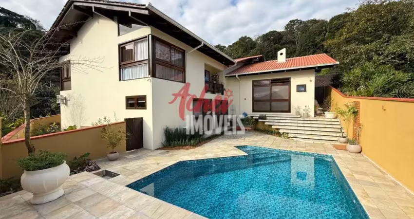 Casa com 6 quartos  à venda, 320.00 m2 por r$2400000.00  - america - joinville/sc