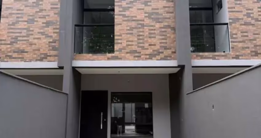 Sobrado geminado com 3 quartos  à venda, 104.00 m2 por r$650000.00  - bom retiro - joinville/sc
