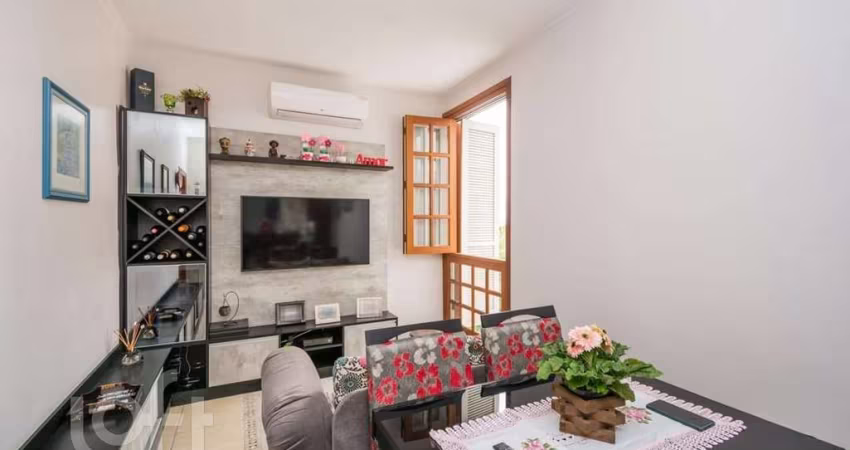 Apartamento com 2 quartos à venda na Rua Luzitana, 254, São João, Porto Alegre