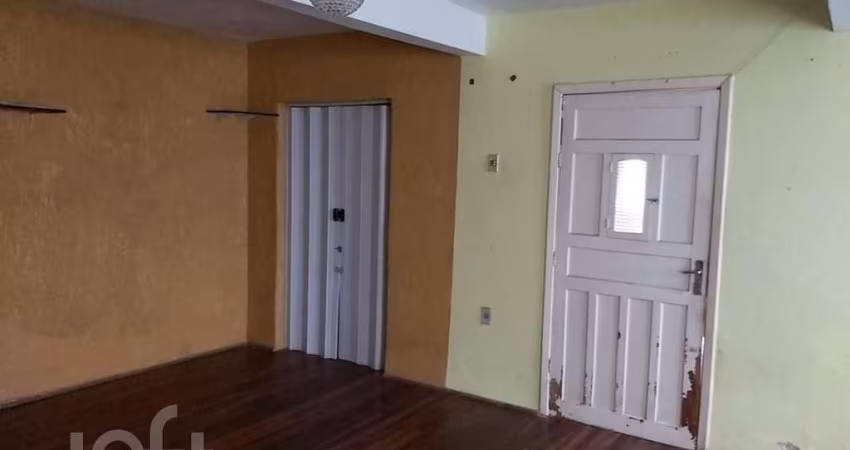 Casa com 4 quartos à venda na Rua Estácio de Sá, 162, Chácara das Pedras, Porto Alegre