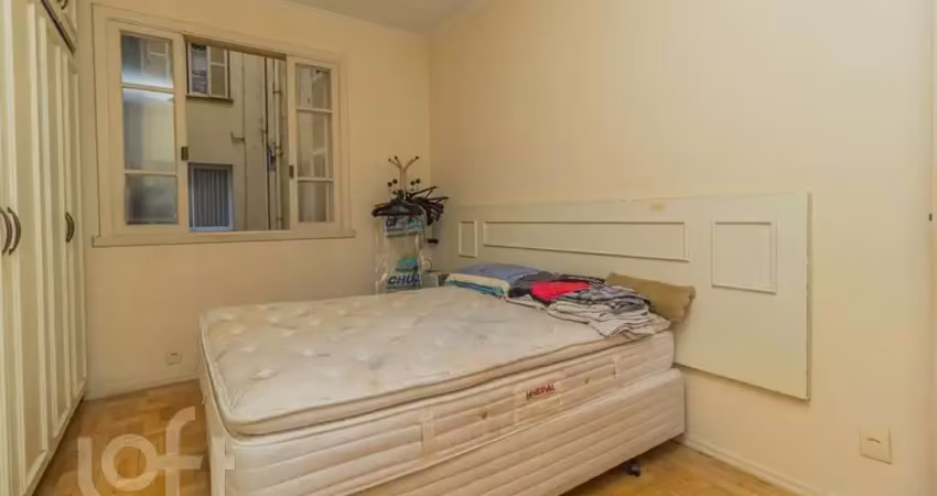 Apartamento com 3 quartos à venda na Rua Duque de Caxias, 840, Centro Histórico, Porto Alegre